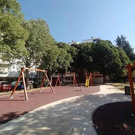 Lukas 6 Apartamento Zadar